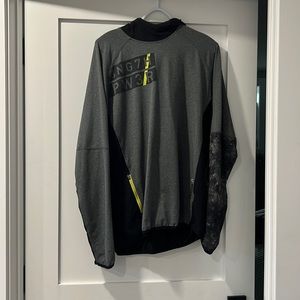 Rebook athletic pull over
